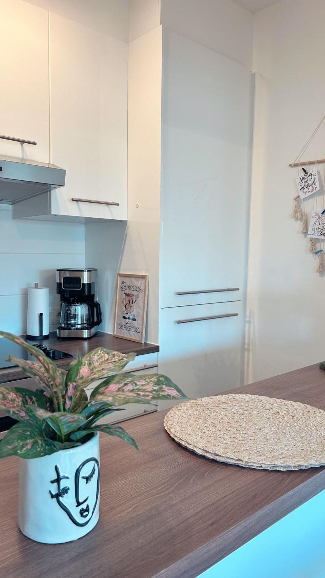 O’Stay appartement Oostende met parking 50m van zeedijk Buitenkant foto